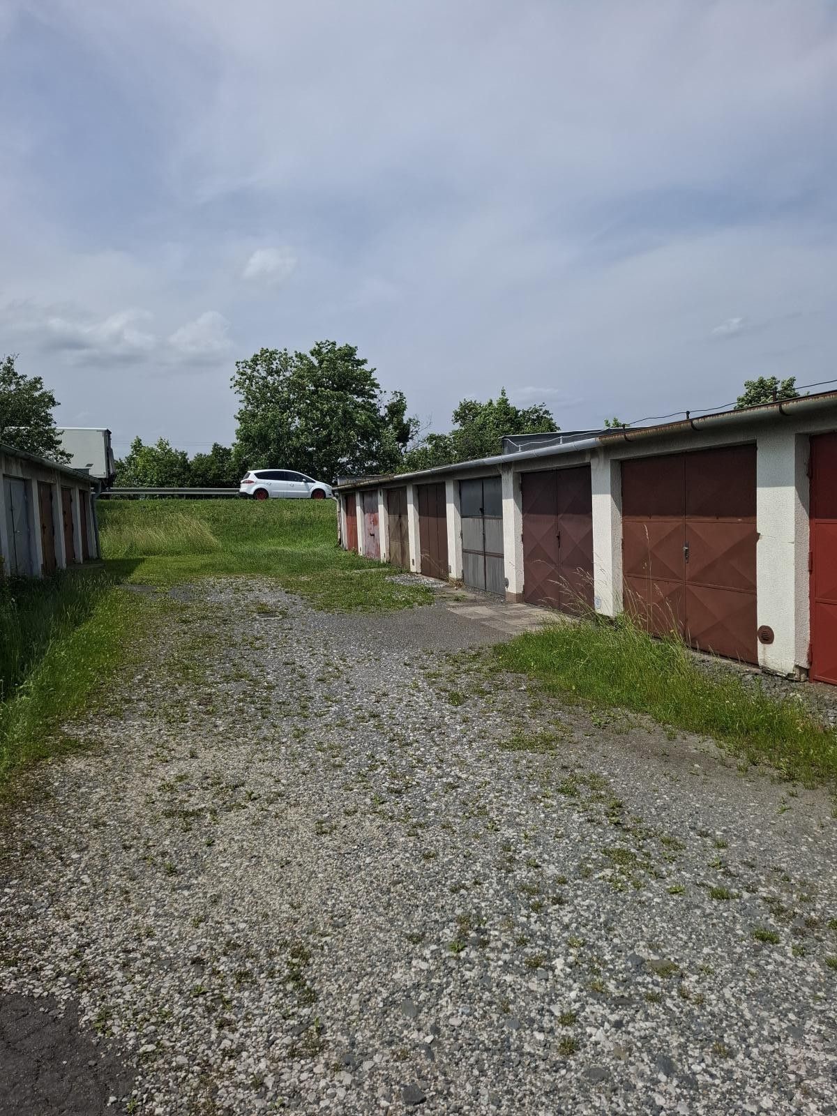 Garáže, Na Luhách, Kopřivnice, 19 m²