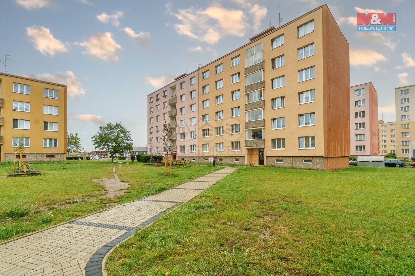 Prodej byt 3+1 - Jabloňová, Žatec, 77 m²