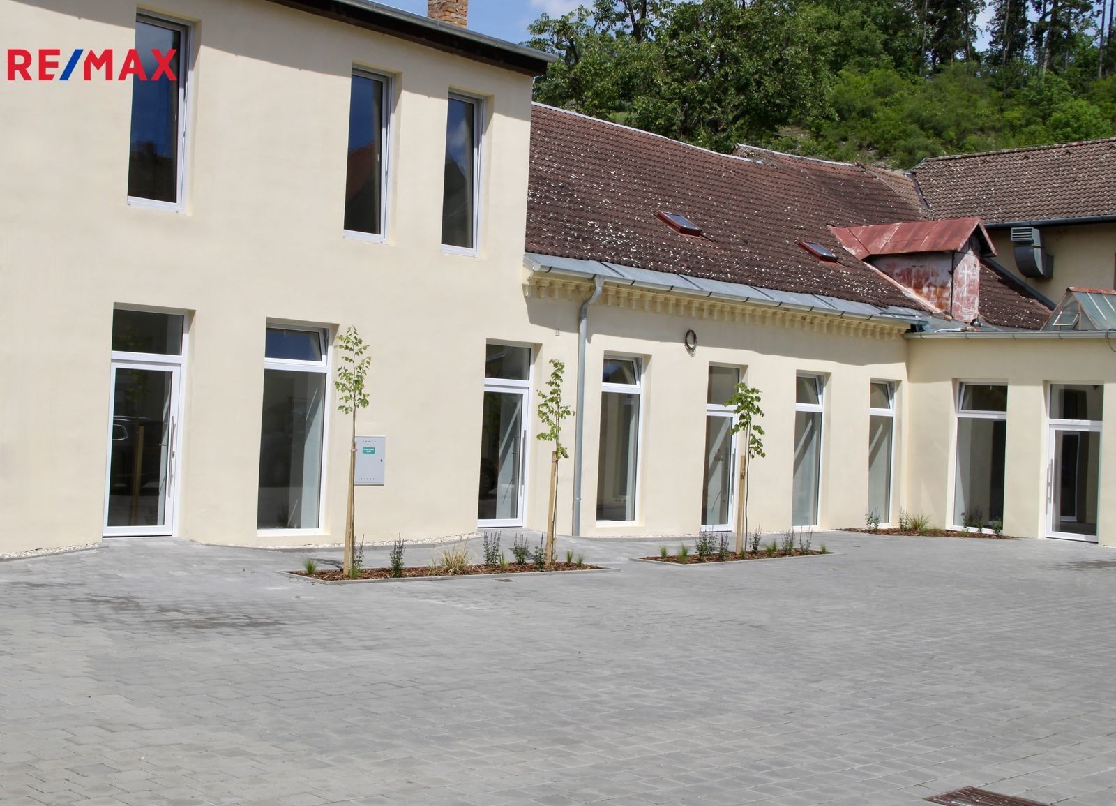 Obchodní prostory, Karlovo nám., Třebíč, 322 m²