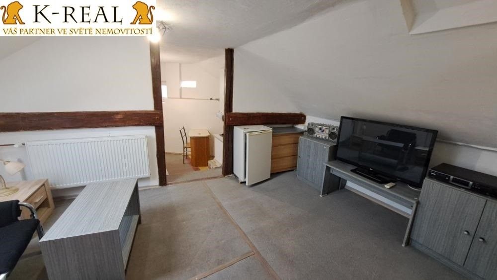 Byty, Roštín, 768 03