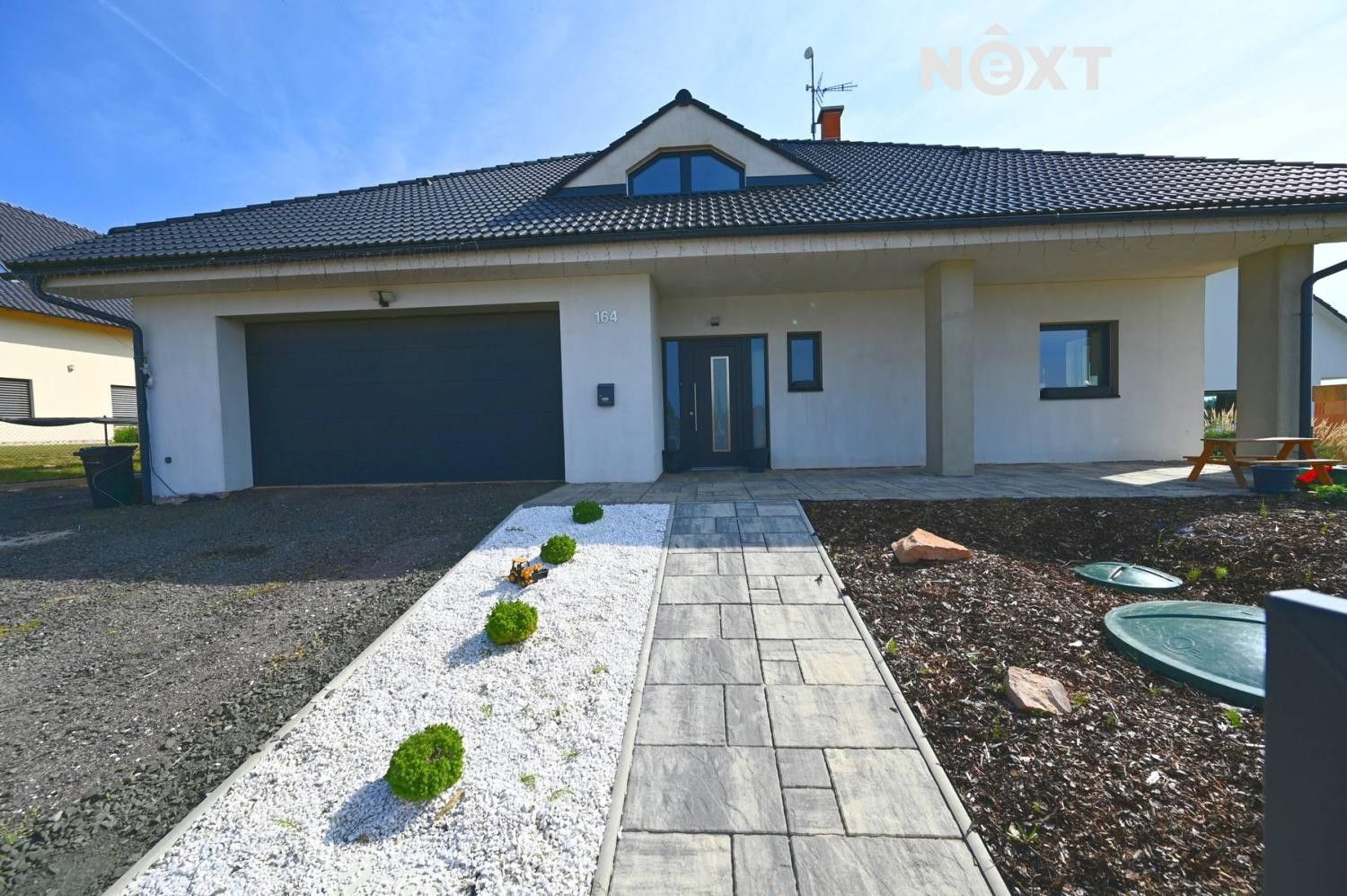 Rodinné domy, Doubí, Čtveřín, 220 m²