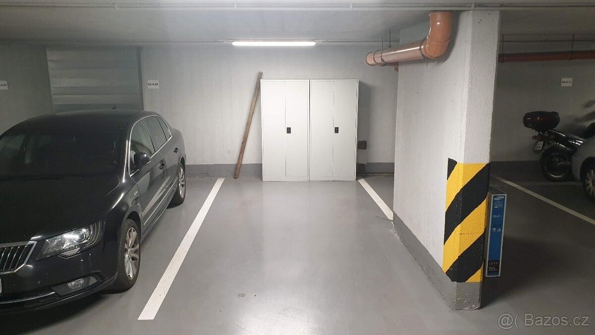 Garáže, Praha, 149 00