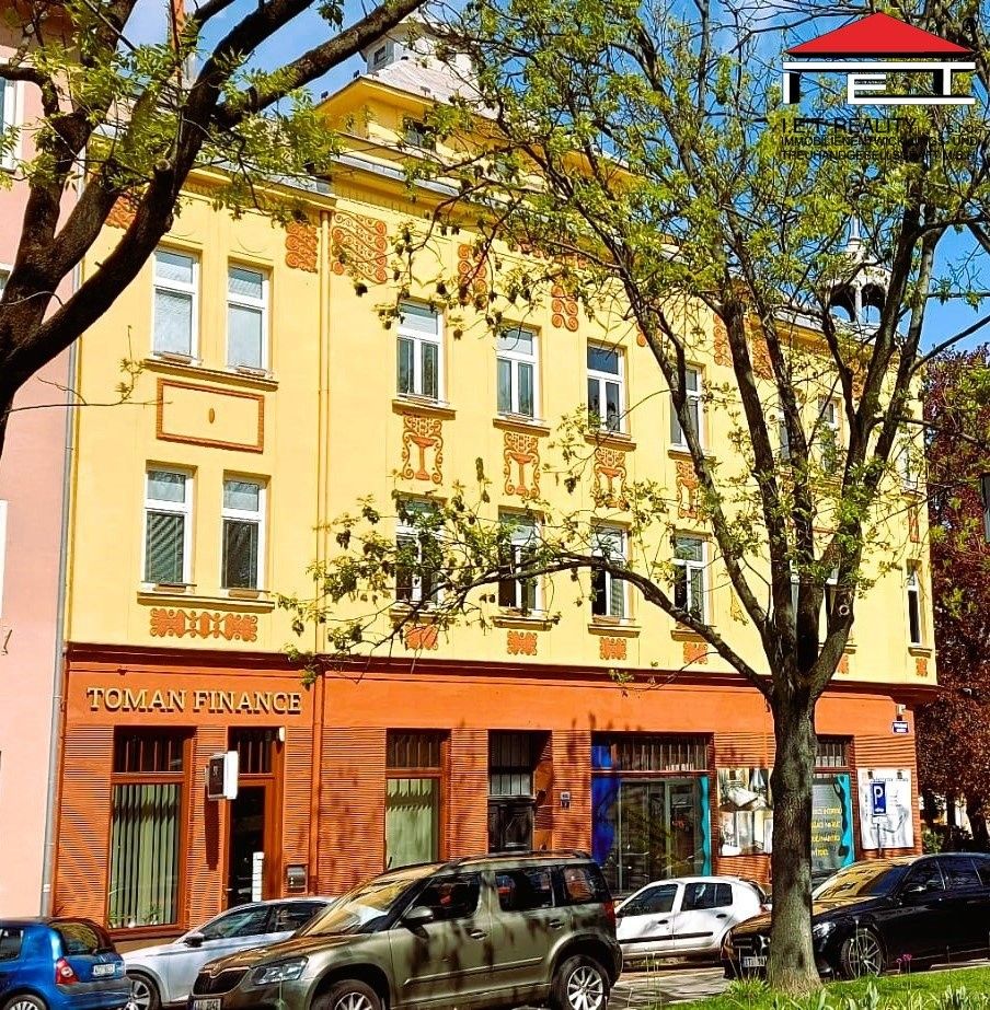 Pronájem obchodní prostory - Mariánské náměstí, Ostrava, 210 m²