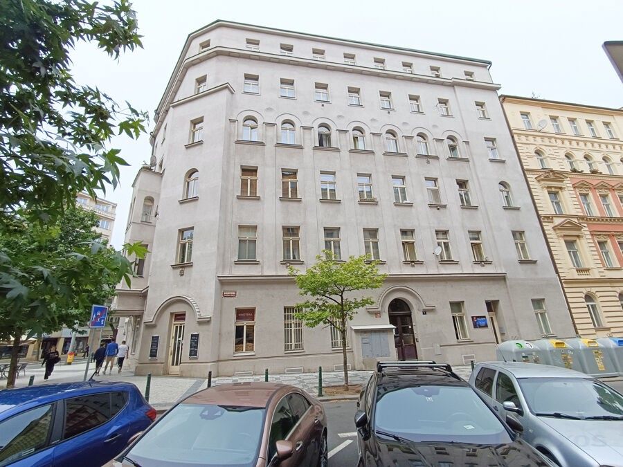 2+kk, Sázavská, Praha, 133 m²