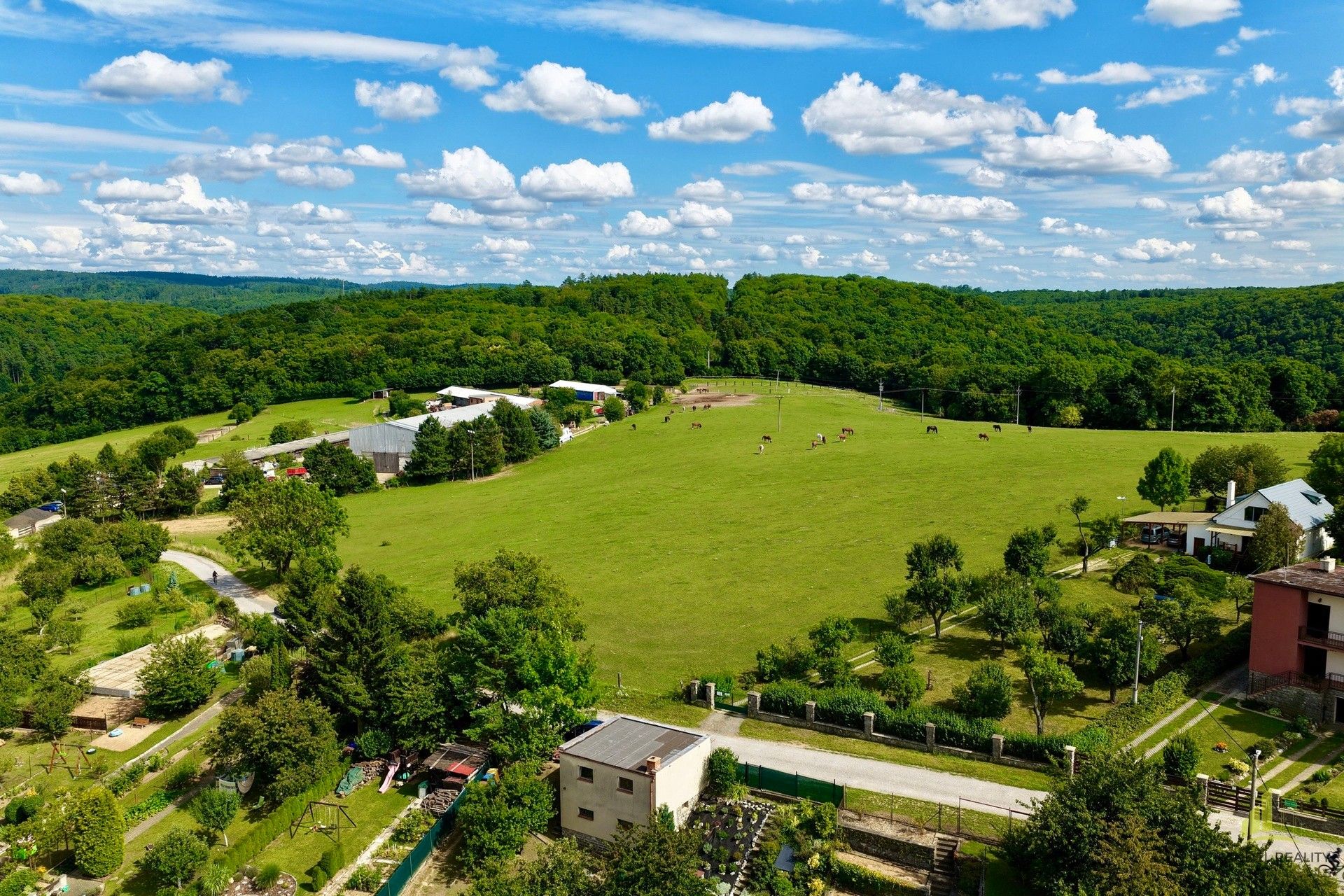 Pozemky pro bydlení, Stará cesta, Ochoz u Brna