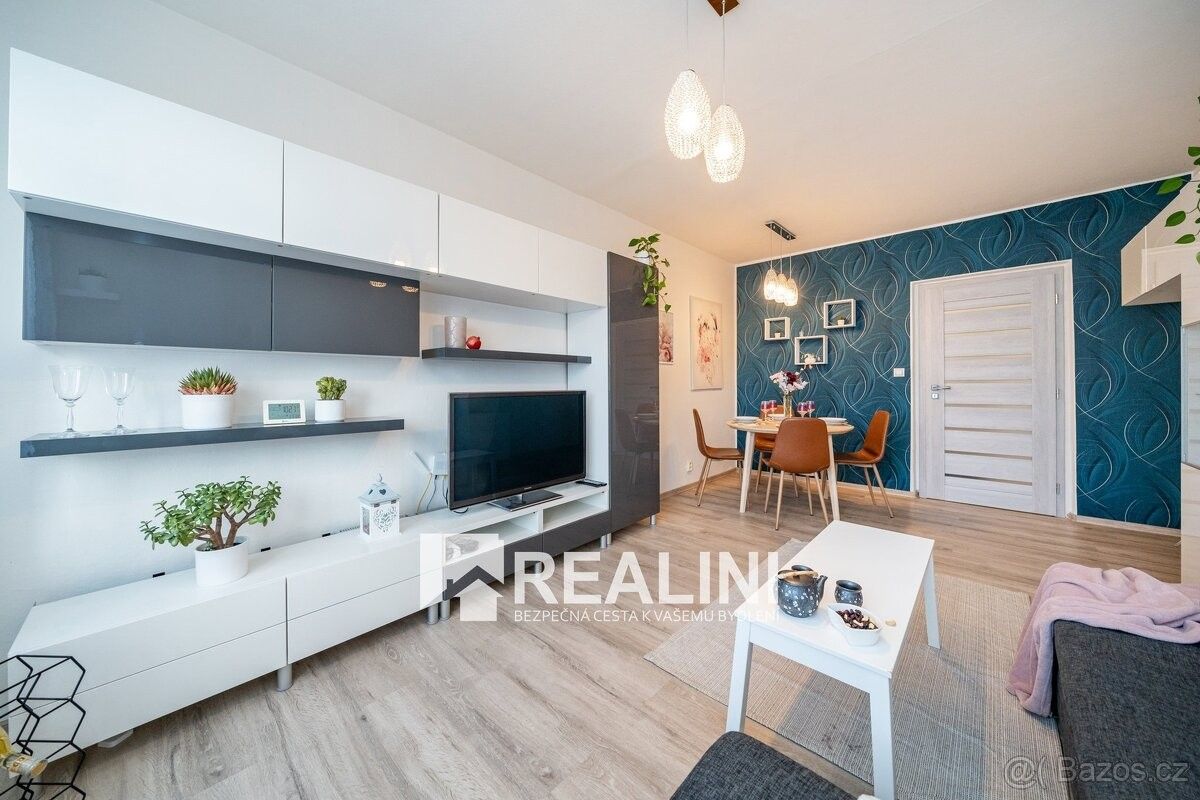 4+1, Ostrava, 708 00, 94 m²