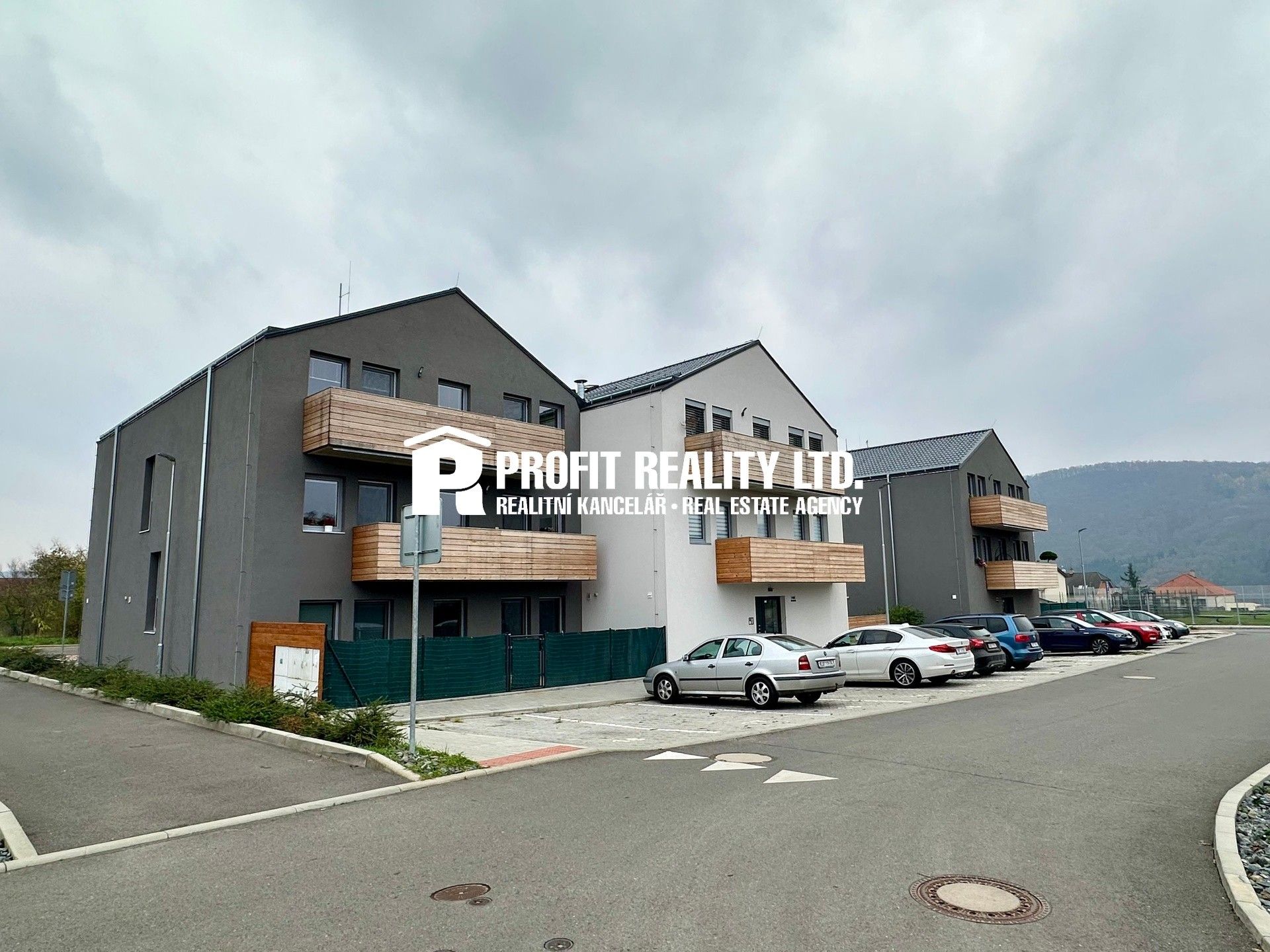 Prodej byt 2+kk - Nad Sokolovnou, Hýskov, 58 m²