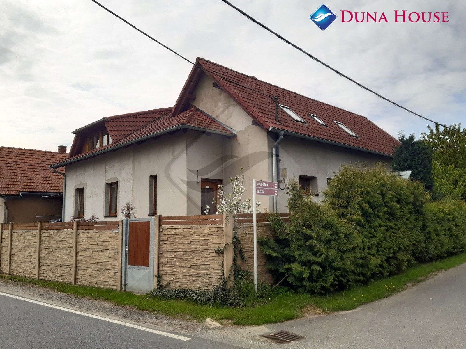 Rodinné domy, Souběžná, Sibřina, 300 m²