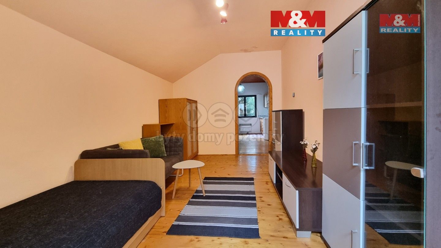 1+1, K Letišti, Karlovy Vary, 63 m²