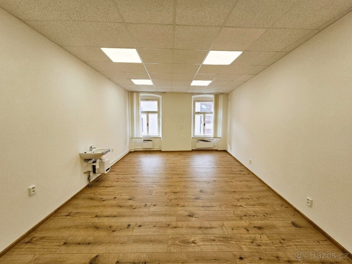 Ostatní, Třebíč, 674 01