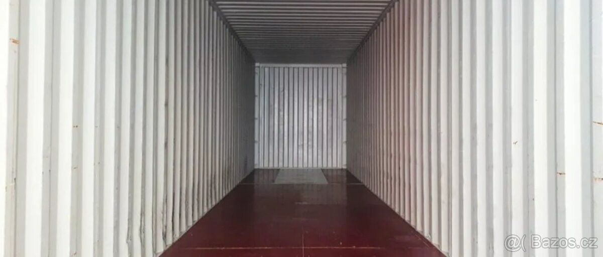 Sklady, Praha, 104 00