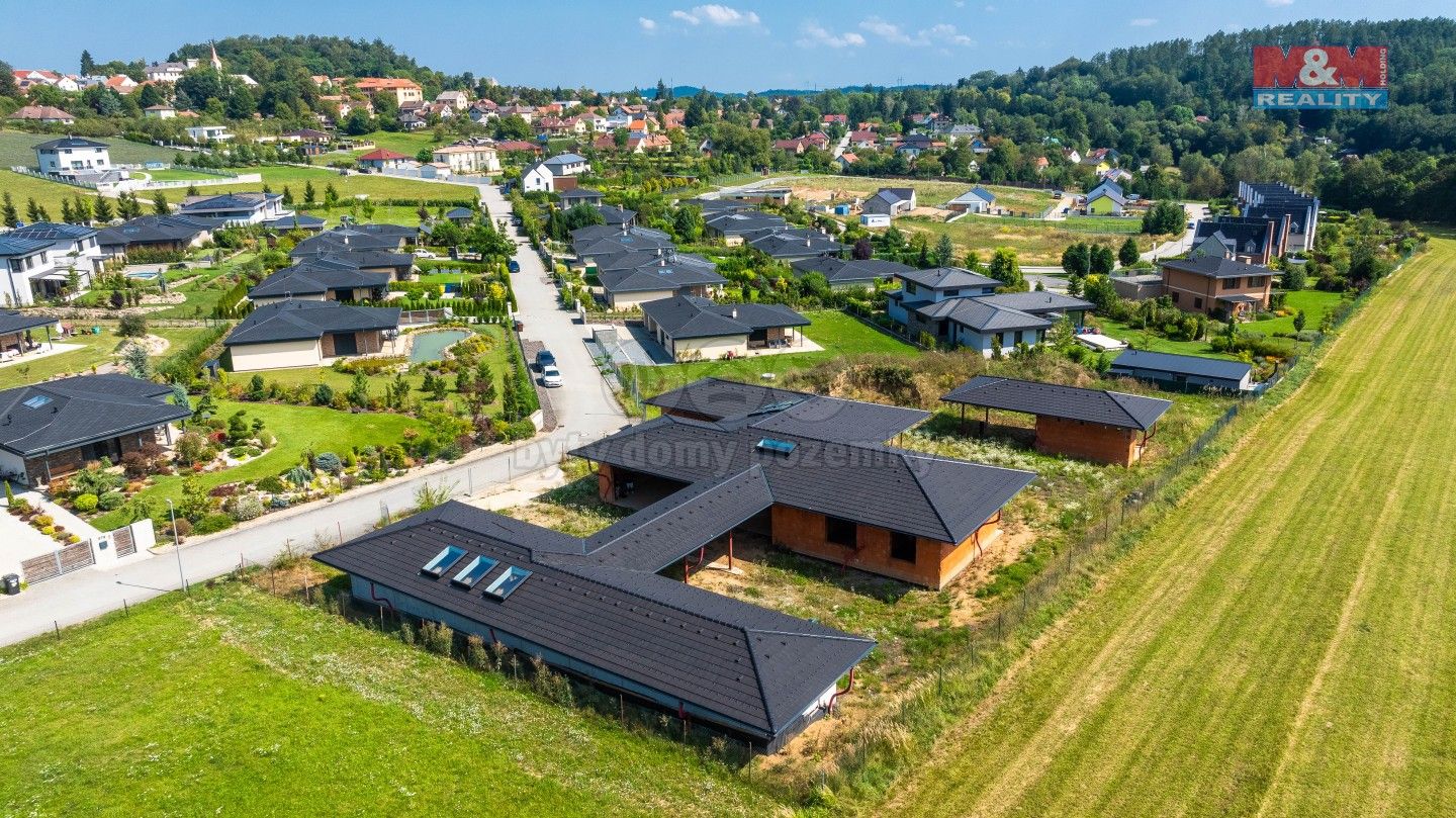 Prodej rodinný dům - Pyšely, 535 m²