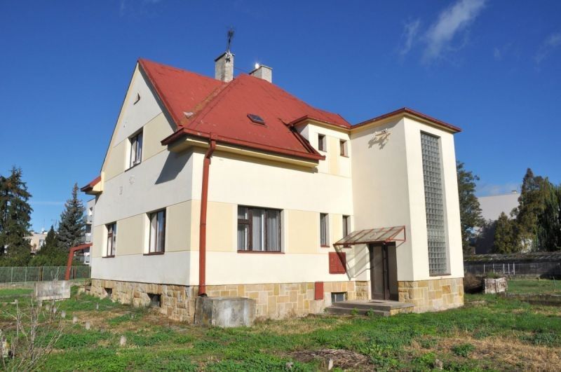 Prodej dům - Prachovská, Jičín, 300 m²