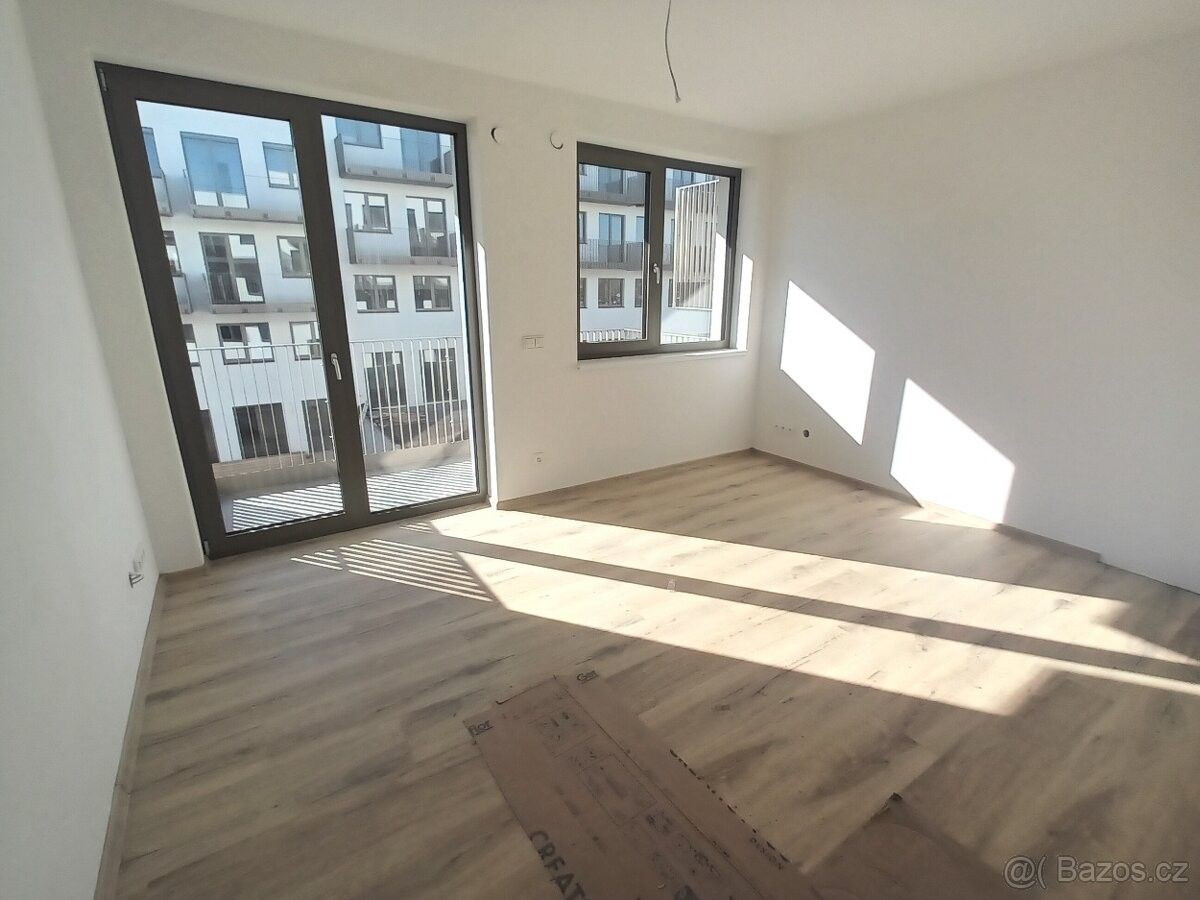 Byty, Deštná, 679 61