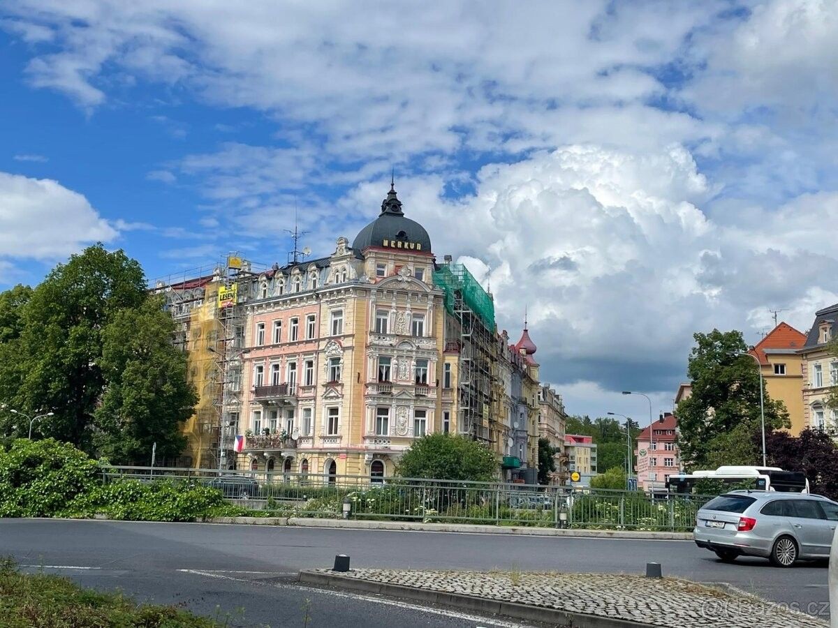 Prodej byt 3+kk - Karlovy Vary, 360 01