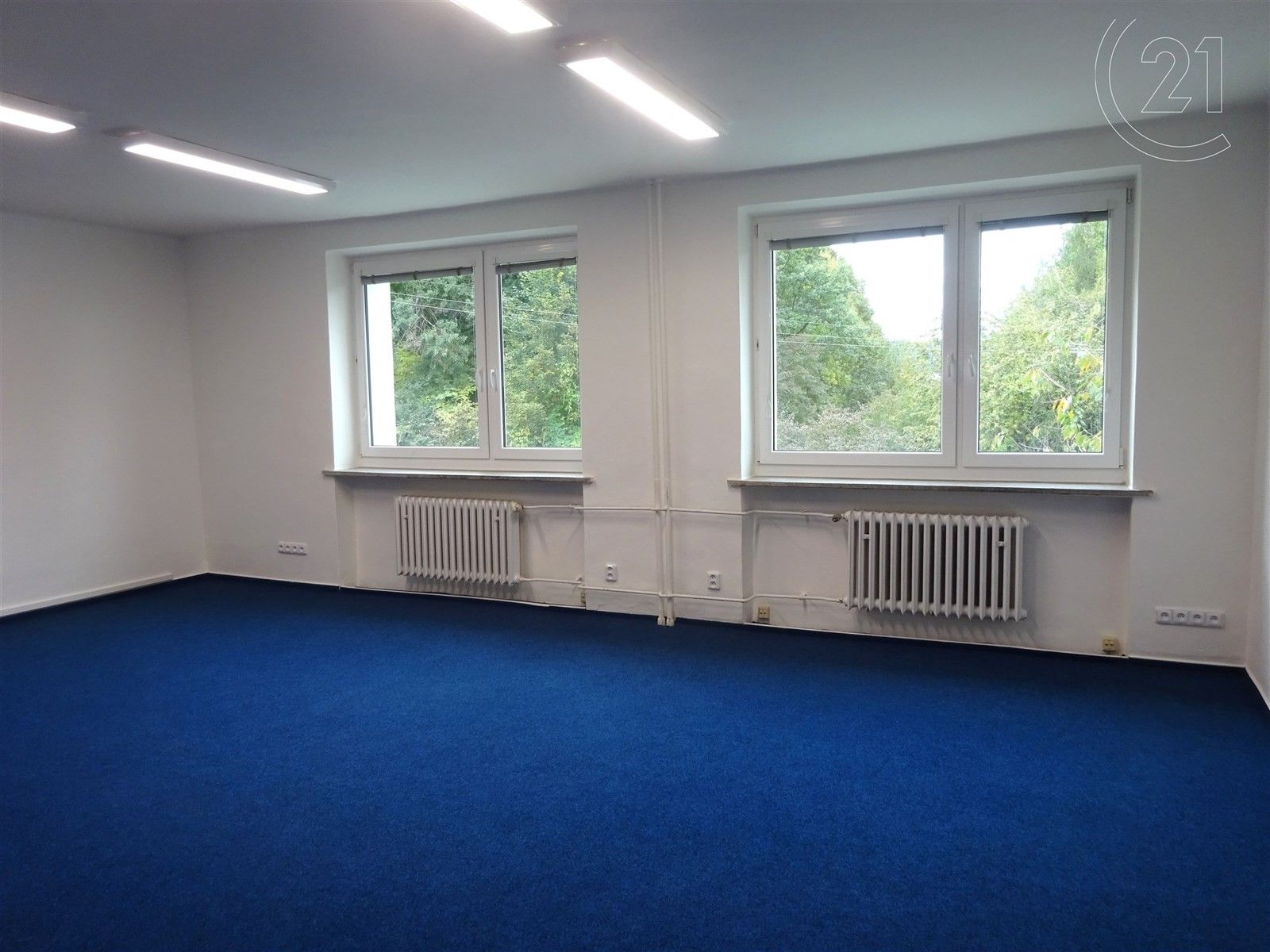 Pronájem kancelář - Pod Šternberkem, Zlín, 36 m²