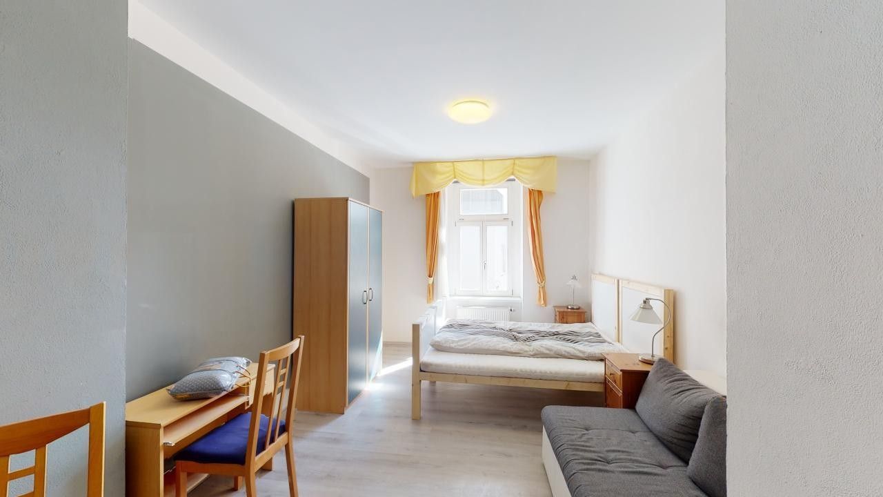 1+kk, Donská, Praha, 30 m²