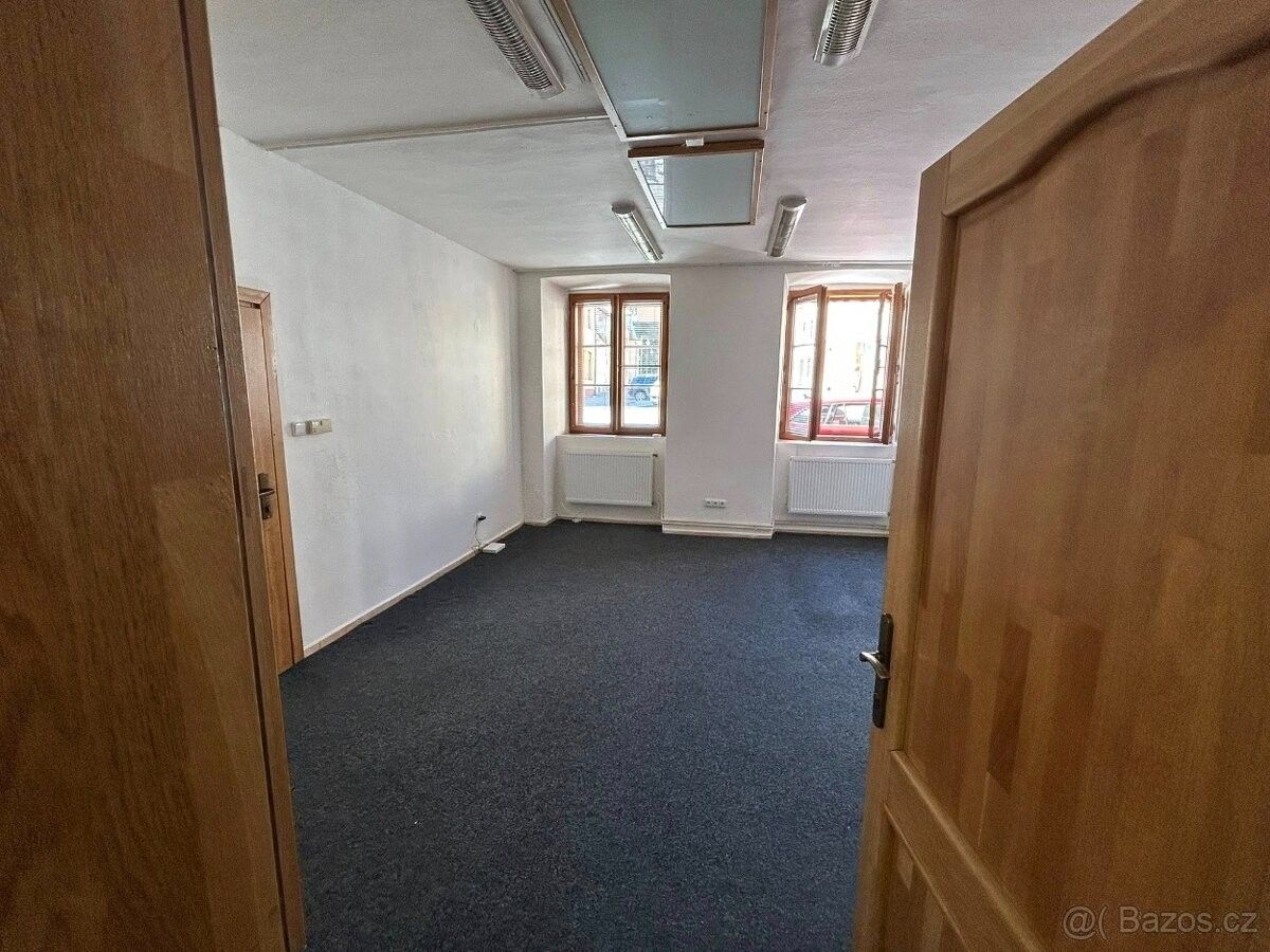 Obchodní prostory, Jemnice, 675 31