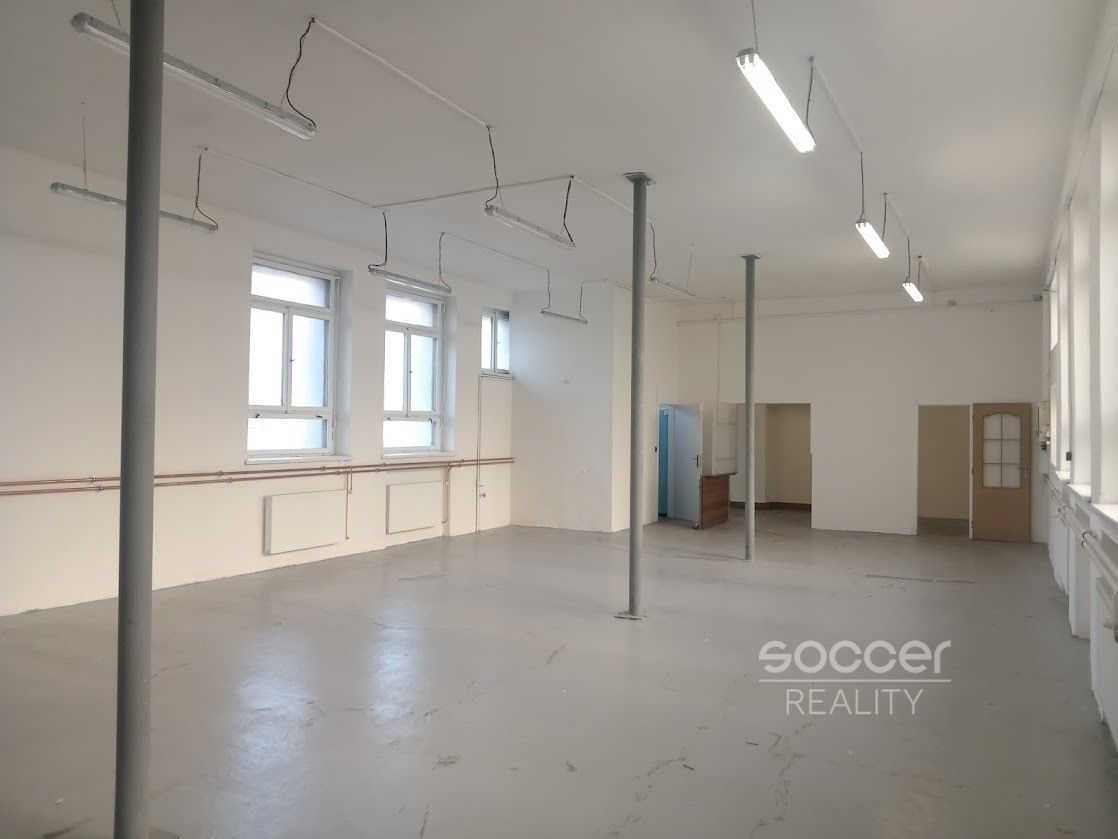 Pronájem obchodní prostory - Praha 10, 111 01, 124 m²