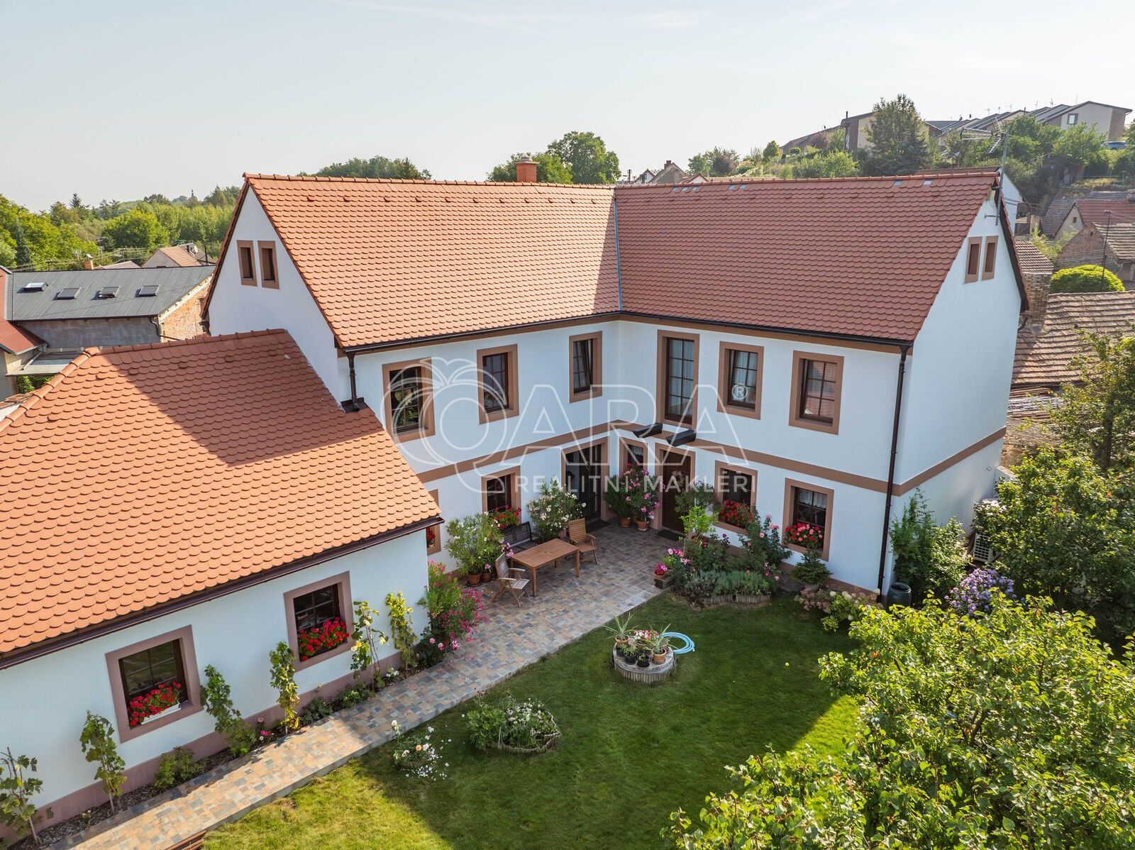 Prodej rodinný dům - V. Moravce, Stehelčeves, 413 m²