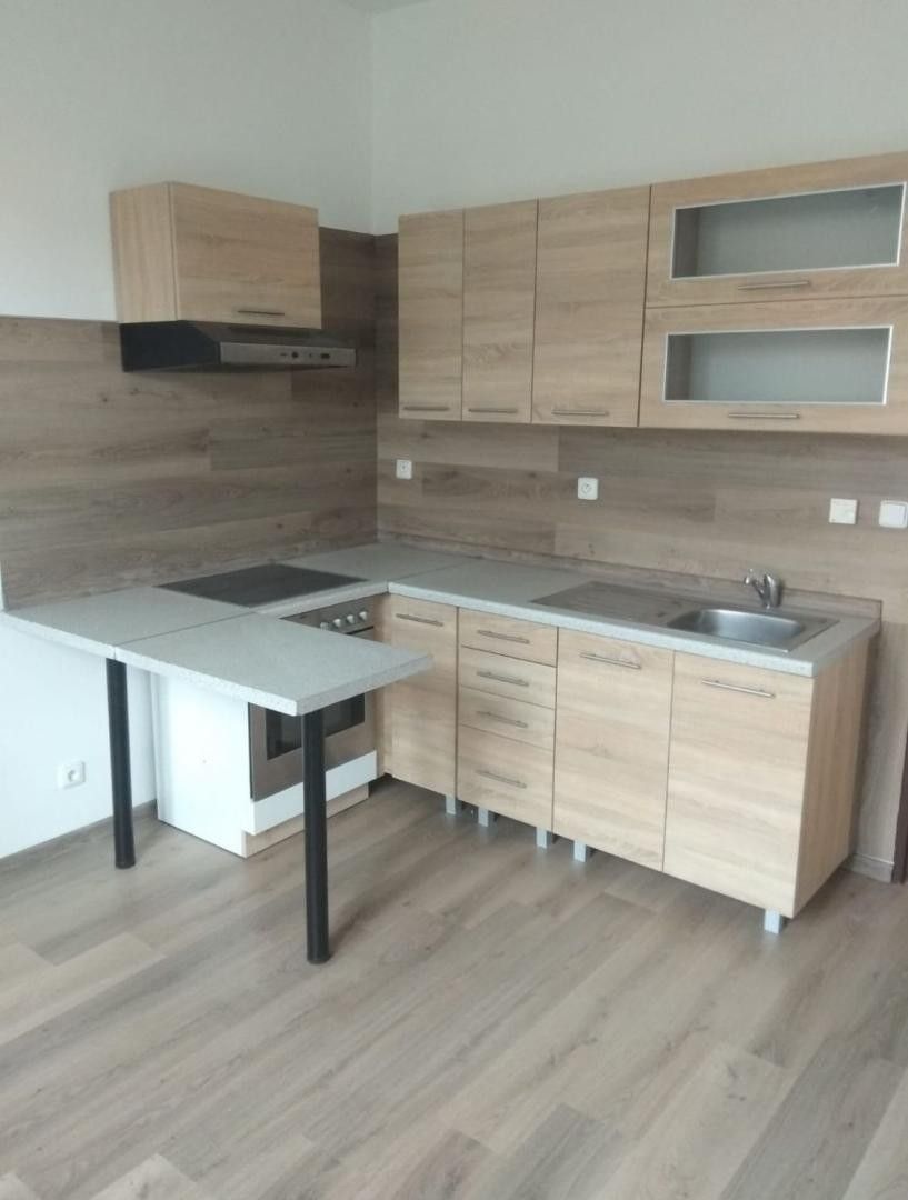 2+kk, Budějovická, Tábor, 39 m²