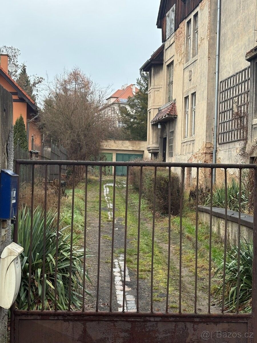 Garáže, Teplice, 415 01