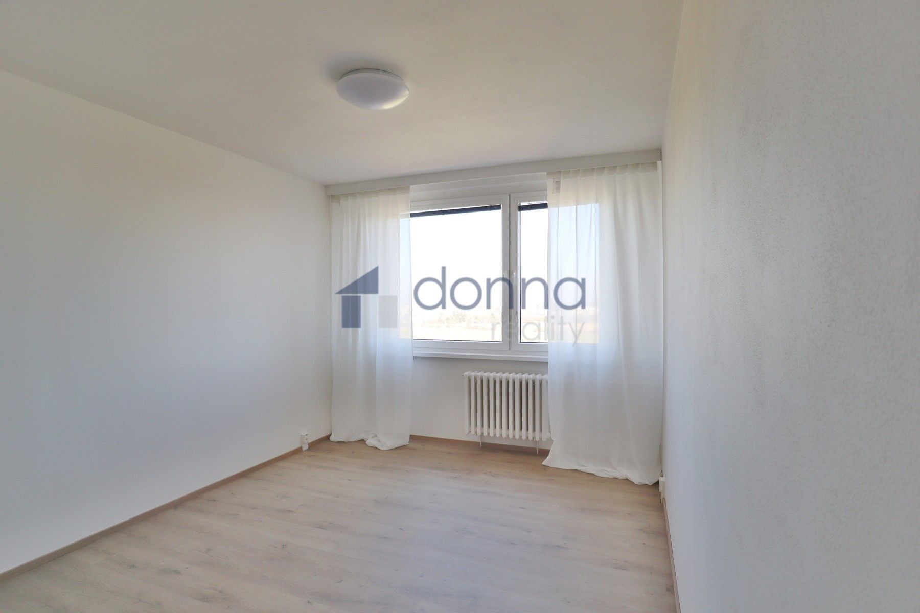 2+kk, Kurčatovova, Praha, 43 m²