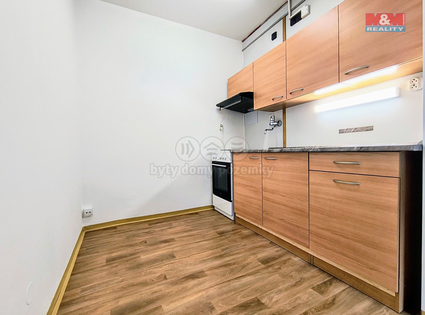 Pronájem byt 2+kk - Děčínská, Kladno, 40 m²