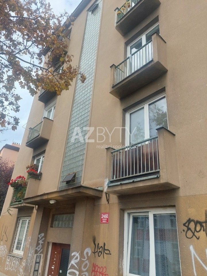 Pronájem byt 1+1 - Mrštíkova, Praha, 31 m²