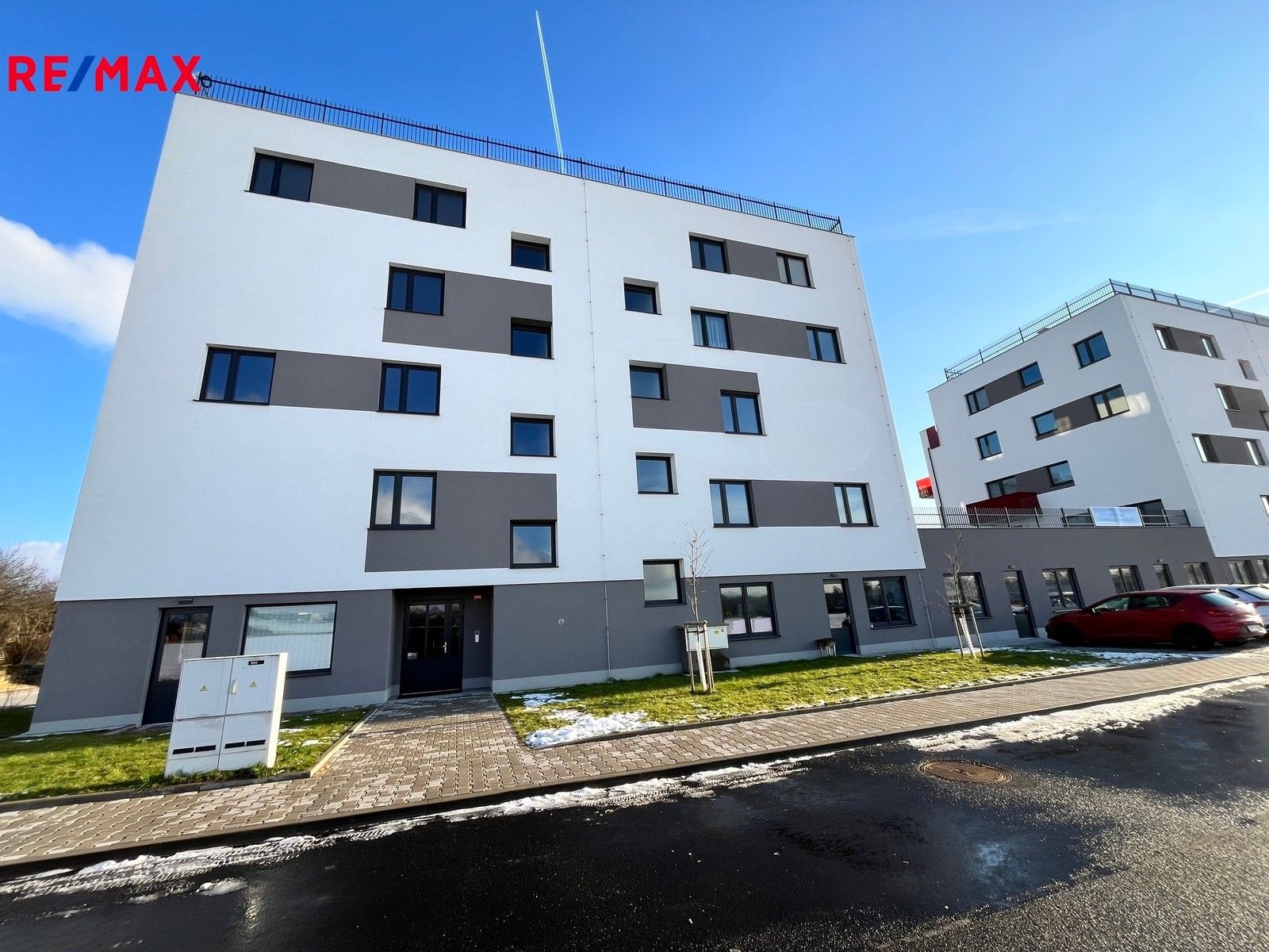 2+kk, V Cestkách, Mnichovo Hradiště, 53 m²