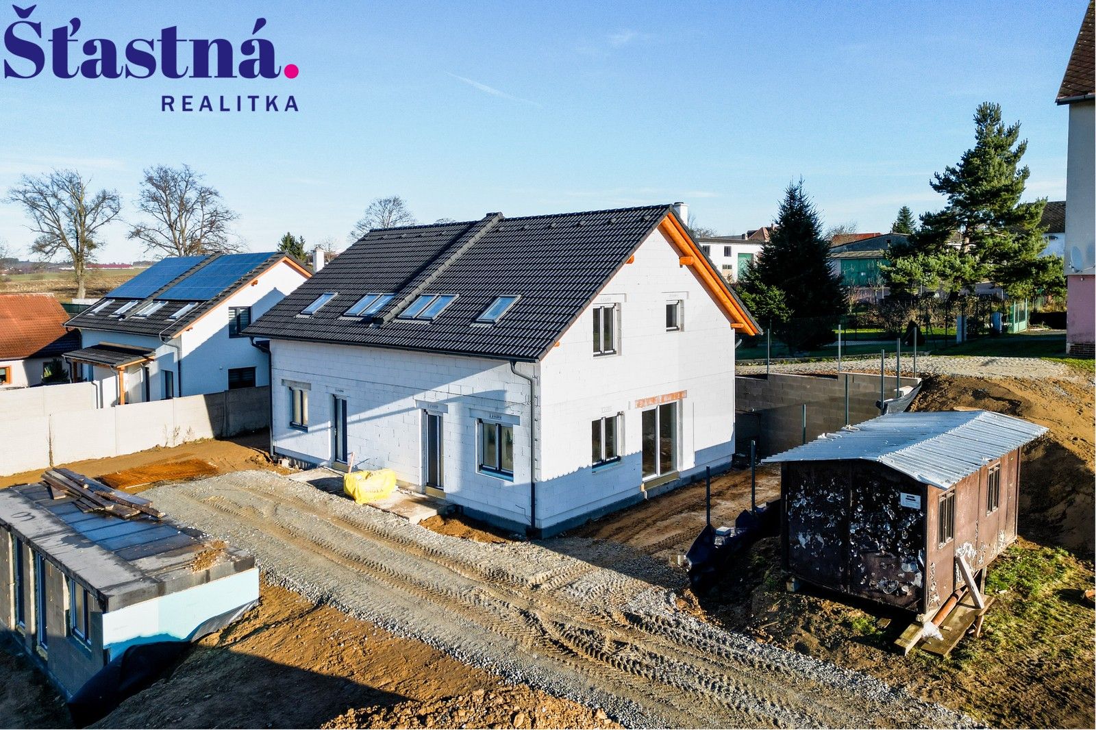 Rodinné domy, Tenisová, Deštná, 107 m²