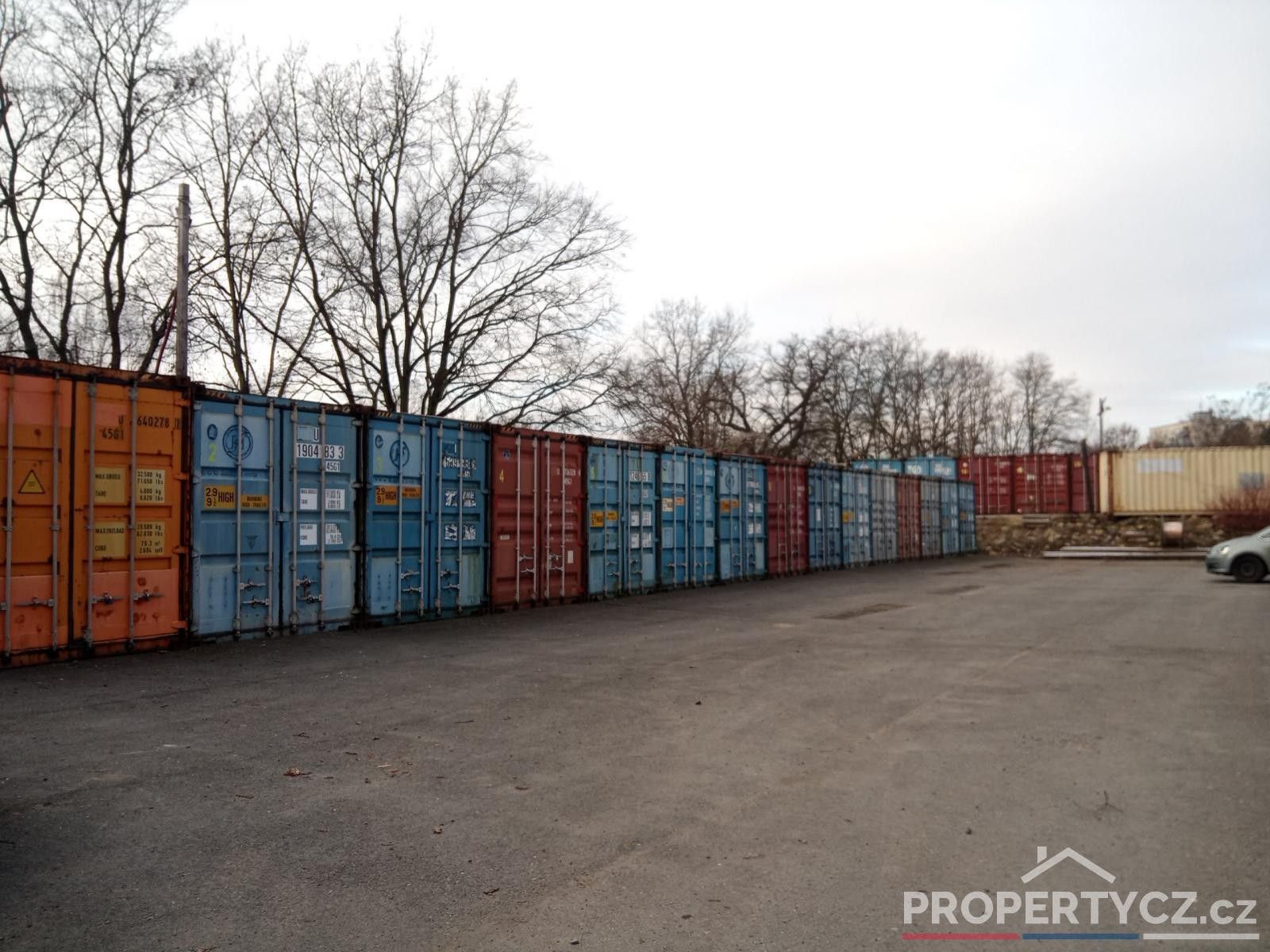 Sklady, Mezi sklady, Praha, 28 m²