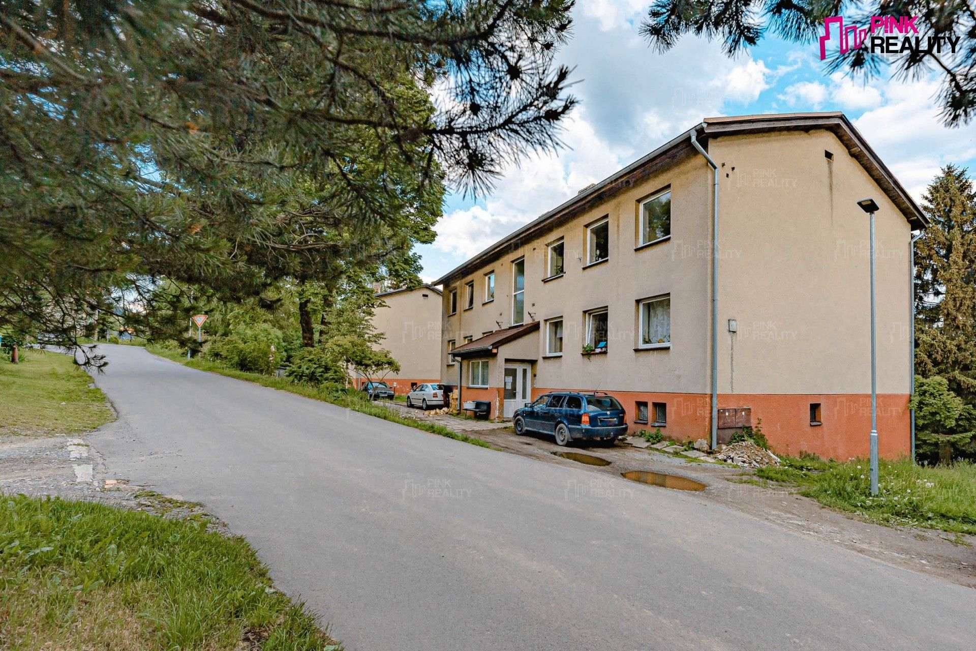 Prodej rodinný dům - Uhřínov, Liberk, 460 m²