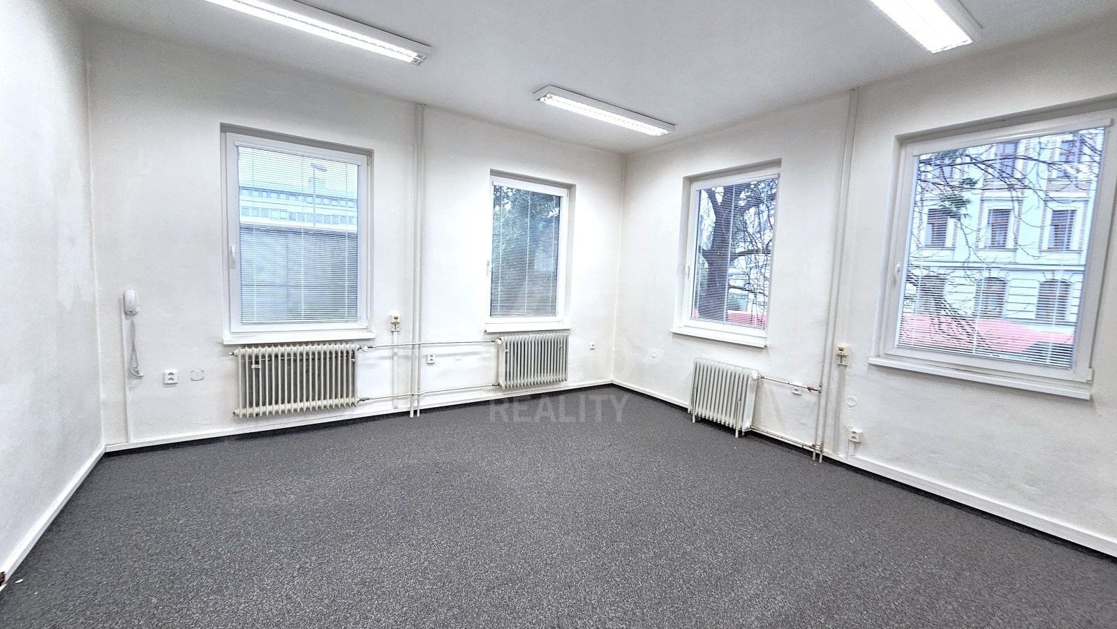 Kanceláře, Mánesova, České Budějovice, 143 m²