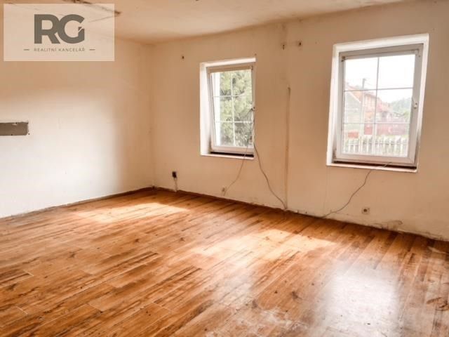 Prodej rodinný dům - Malý Bor, 195 m²