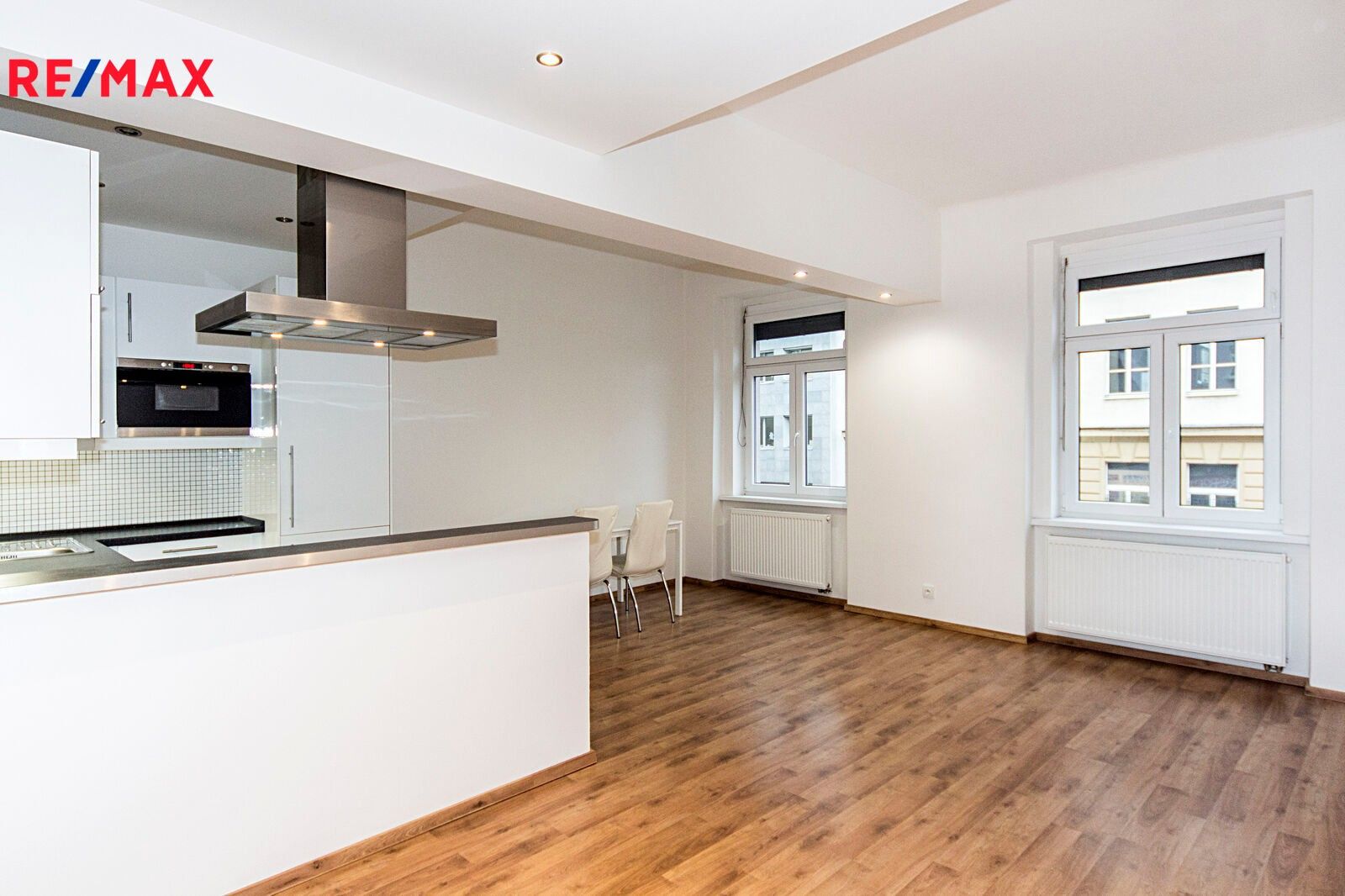 2+kk, Na Pankráci, Praha, 64 m²