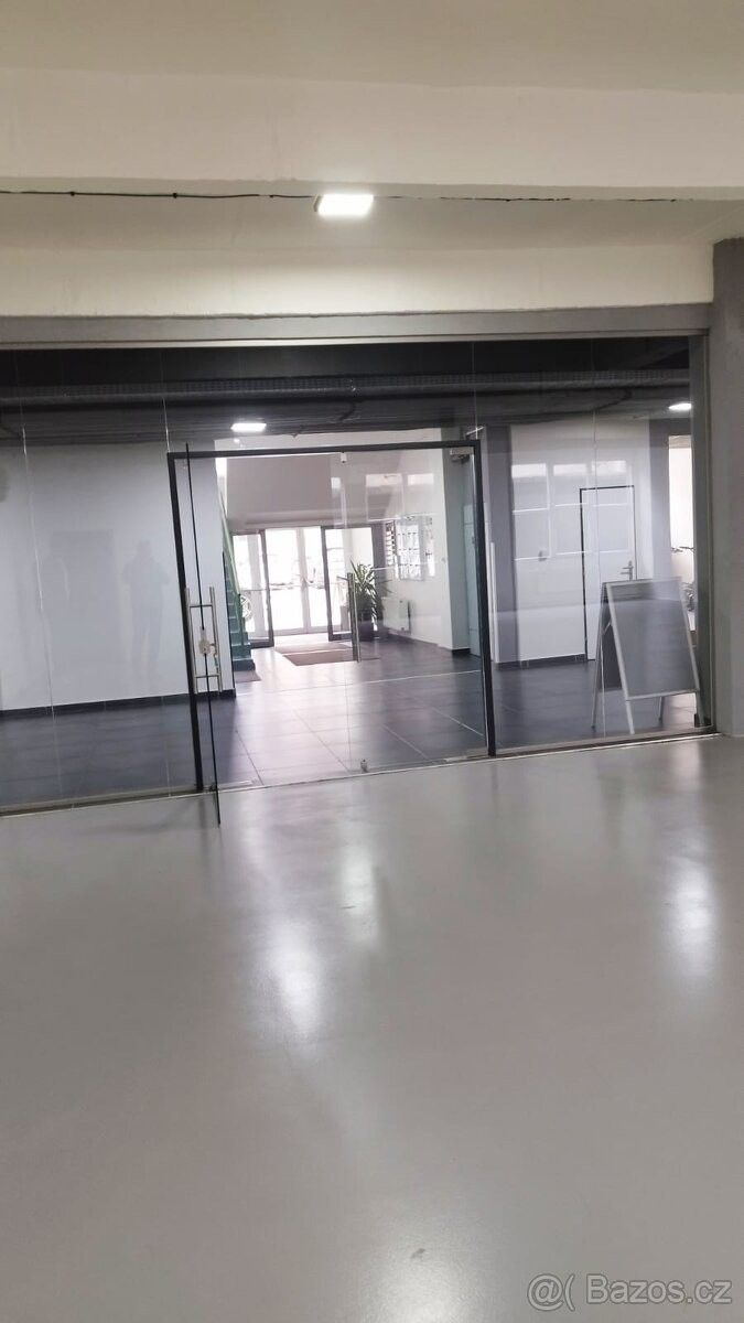 Obchodní prostory, Zlín, 763 02