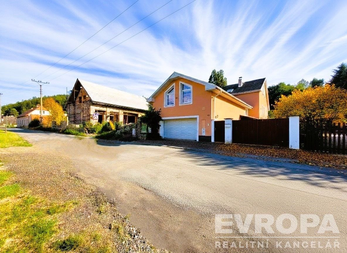 Rodinné domy, Stradonice, Nižbor, 260 m²