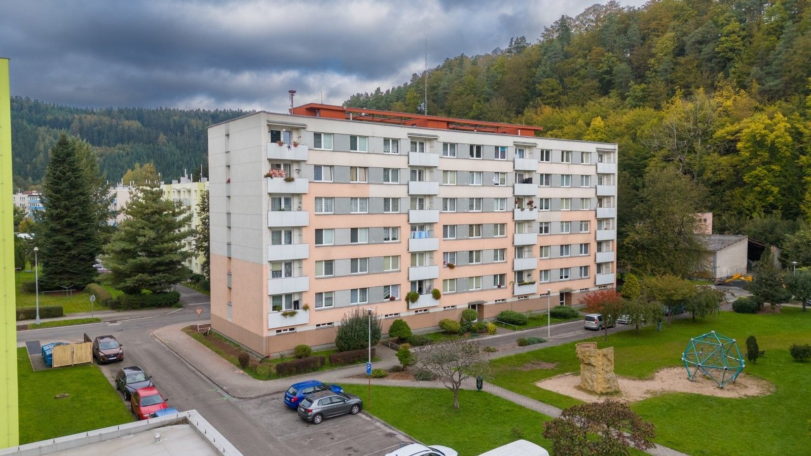 2+1, Pod Skalkou, Úpice, 60 m²