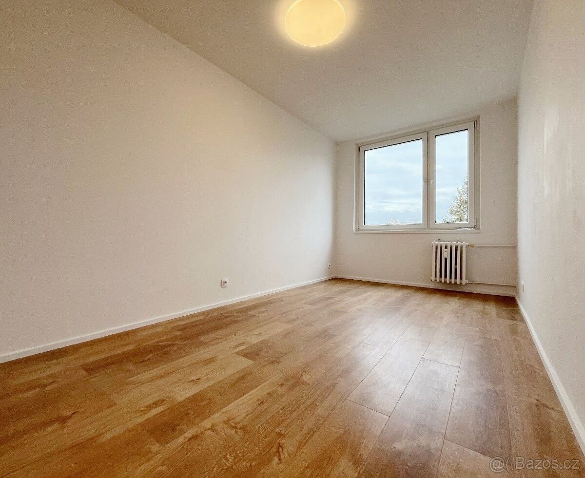 Prodej byt 3+1 - Praha, 155 00, 2 m²