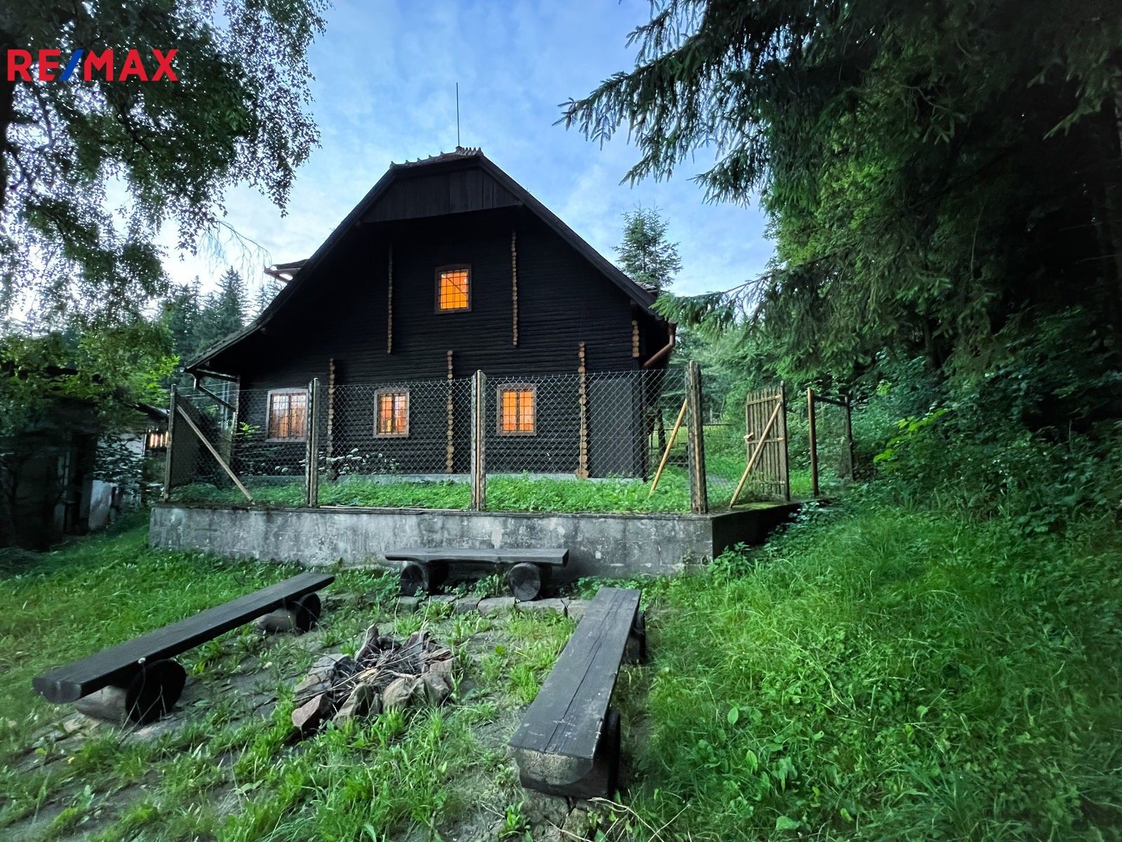 Prodej ubytovací zařízení - Bystřice pod Lopeníkem, 200 m²