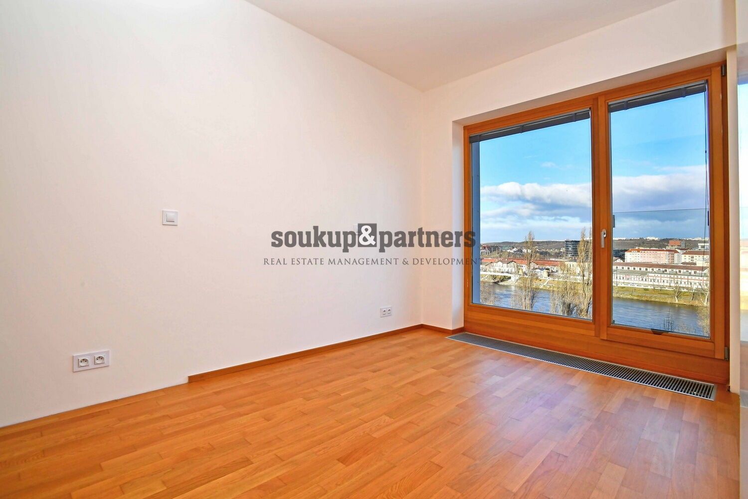 Pronájem byt 3+kk - Za Karlínským přístavem, Praha, 83 m²