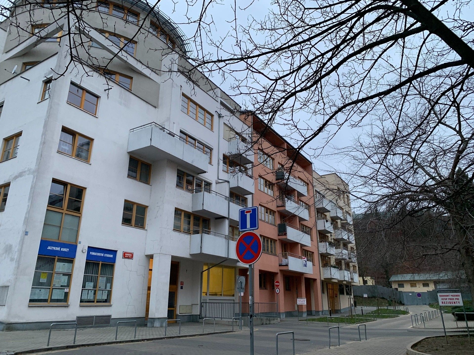 Garáže, Randova, Praha, 15 m²