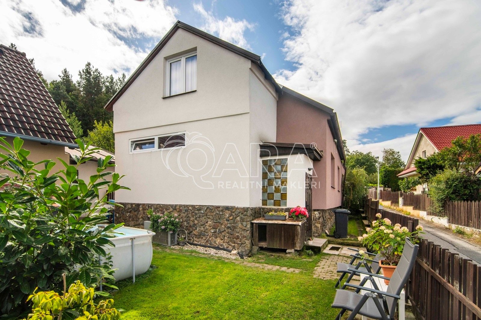 Rodinné domy, K Vejvoďáku, Praha, 158 m²