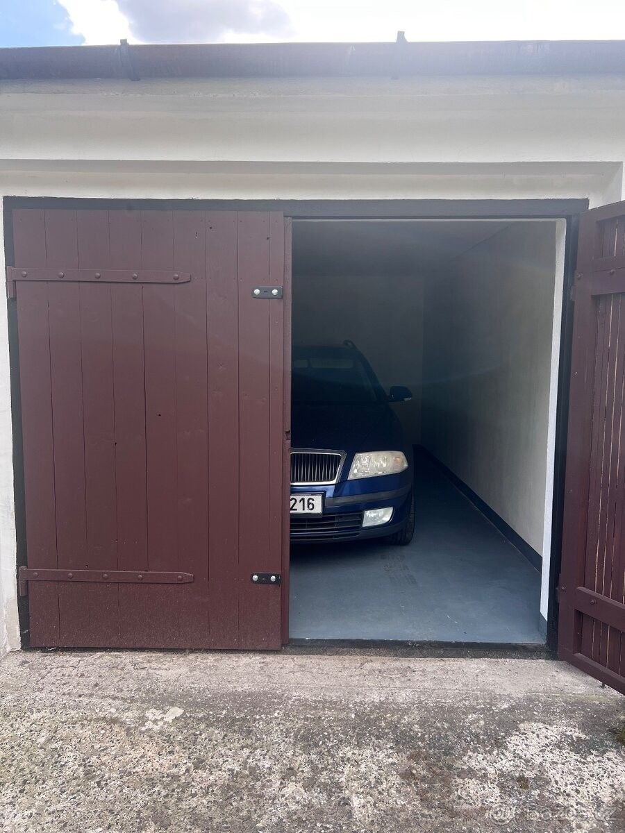 Garáže, Most, 434 01