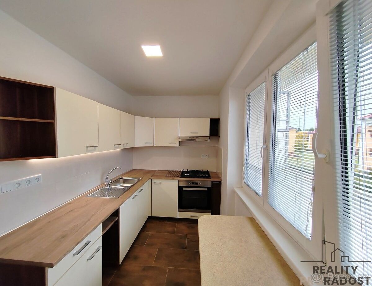 Byty, Hodonín, 695 01