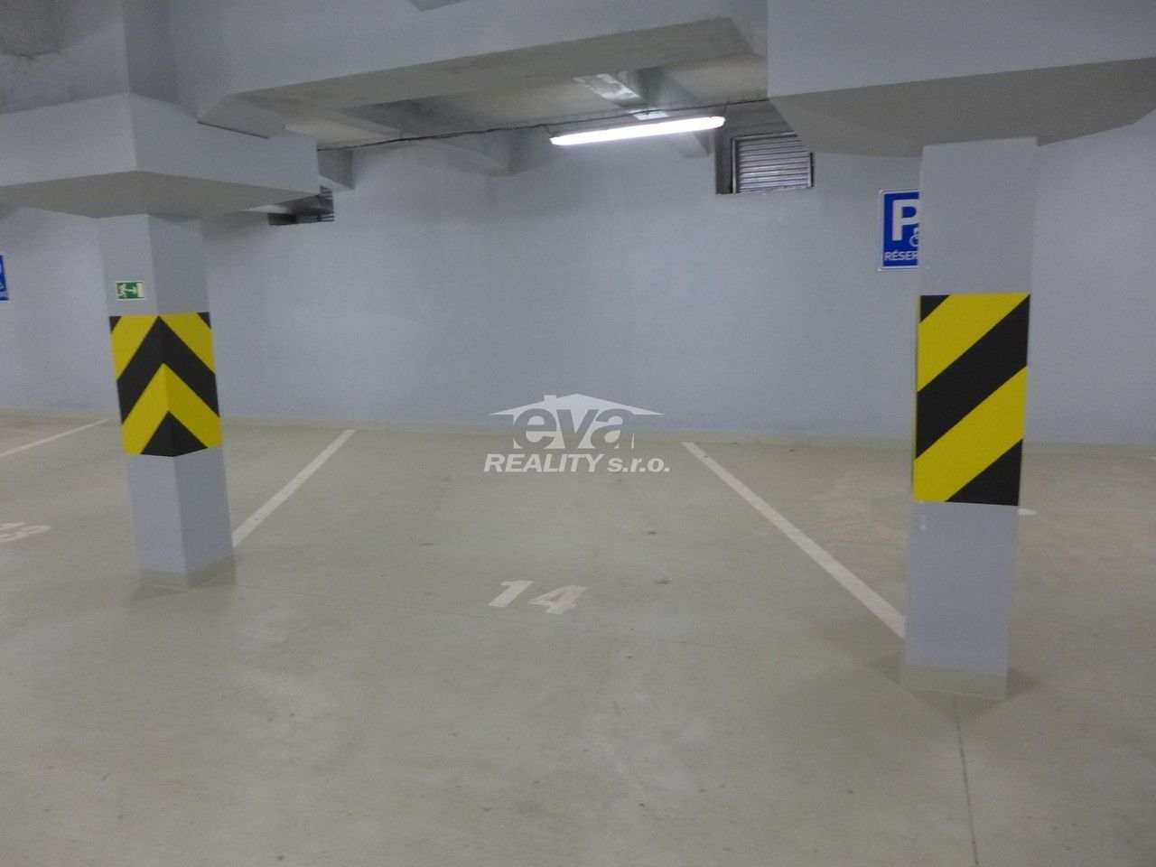 Prodej ostatní - Jankovcova, Praha, 18 m²