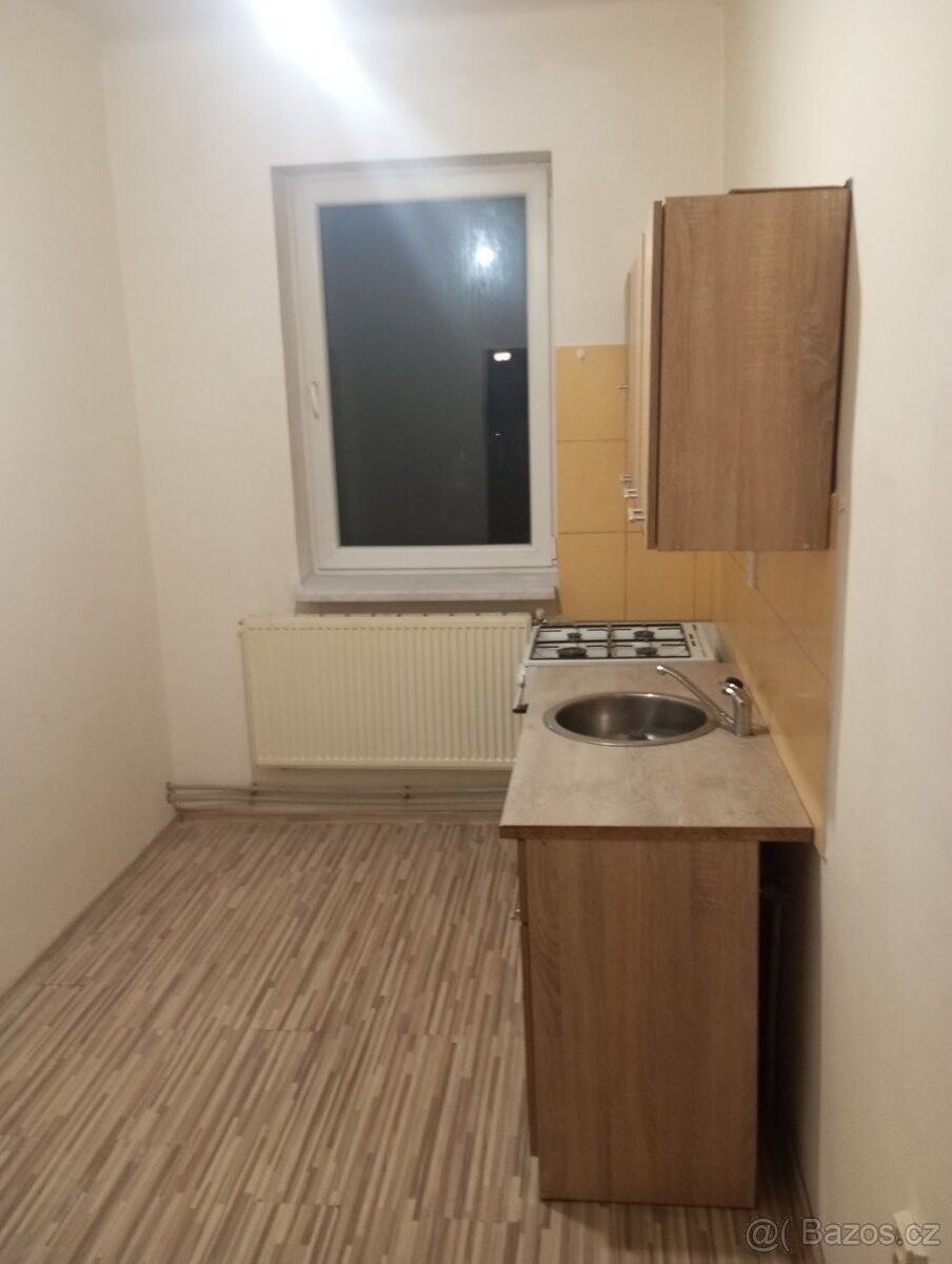 Byty, Ostrava, 715 00