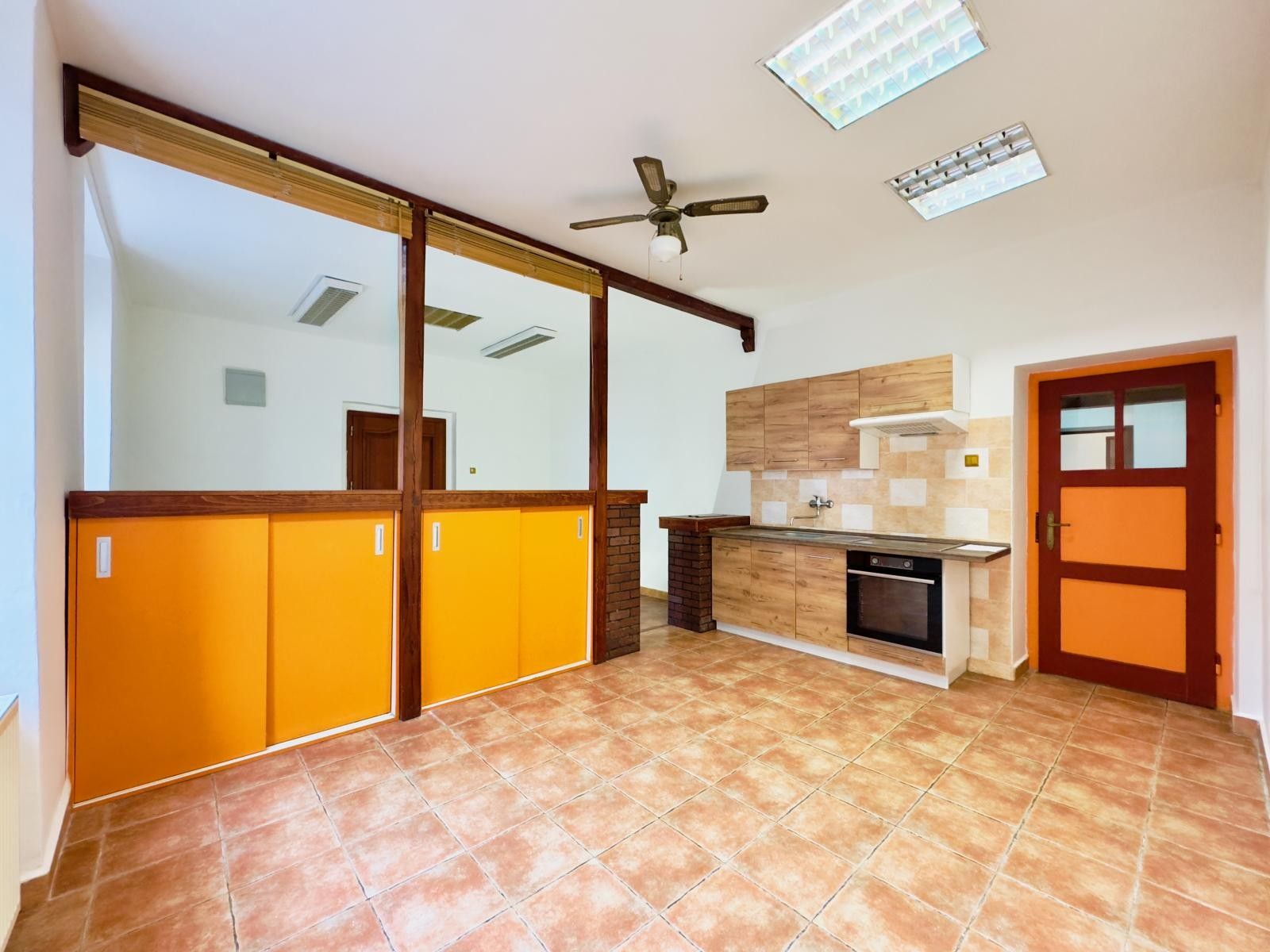 1+1, náměstí Osvobození, Česká Lípa, 49 m²