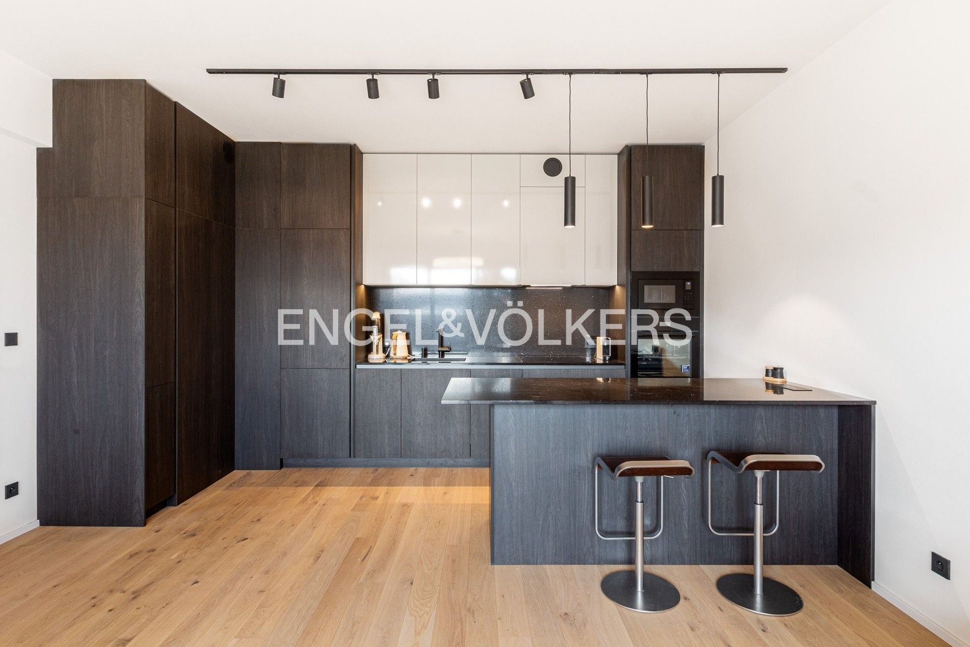 2+kk, Pod Hrachovkou, Praha, 55 m²